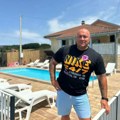 On je najjači Srbin ali i prava duša od čoveka: Rade je vrhunski sportista i humanitarac, u selu Lunjevica kod rodnog Gornjeg…