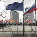Mogu li Slovenci da zaljuljaju NATO čamac
