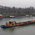 Sprečena nezgoda na Dunavu: Brod sa više od 800 tona đubriva uspešno odsukan i otpremljen u Srbiju
