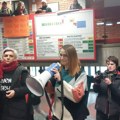 Profesorki Filozofskog fakulteta u Novom Sadu uručen otkaz, studenti blokirali fakultet