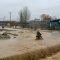 Raste broj žrtava u Avganistanu: Voda nosi živote, službe upozorile VIDEO
