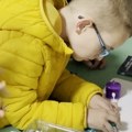 Nauka kroz igru – Evropska noć istraživača okupila najmlađe u Kosovskoj Mitrovici