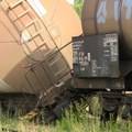 Dve cisterne teretnog voza iskliznule iz šina u Subotici