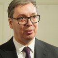 Vučić: Sezona praznika polako prolazi, a mi bez stajanja nastavljamo da radimo na svim frontovima menjajući lice naše…