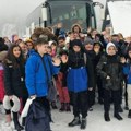 Mališani sa KiM otišli na besplatno zimovanje: Deca iz naše južne pokrajine uživaju na Tari