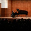 Nezaboravno veče klasične muzike na spektakularnom solističkom klavirskom koncertu Stefana Đokovića u MTS dvorani