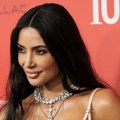 Kim Kardašijan zgrozila svet! Starleta prodaje prljavu torbu po paprenoj ceni, nastao haos na mrežama!