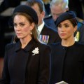 Zašto se Megan Markl povukla dva koraka unazad kad je poslednji stala pred Kejt Midlton: Tenzija između dve jetrve se…