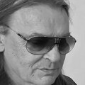 Umro Mijo Popovič
