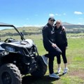 Ostavio ženu sa troje dece, pa oženio 14 godina mlađu: Uskoro postaje deda, a pevačica ovako priča o ljubavi s kolegom: Nemam…