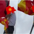 Makedonci odgovorili na albansku provokaciju! Zastava hitno vraćena na najviši vrh države: Uvek smo imali hrabre sinove…