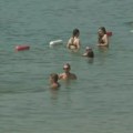 Kako Beograđani provode vrele dane: Na Adi velike gužve, kafići puni - uprkos visokim temperaturama
