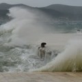 Snažno nevreme u Dalmaciji: Olujni vetar lomio grane, temperatura pala za čak 15 stepeni