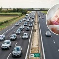 Horor u Italiji: Beba ispala iz automobila u pokretu, brat (5) otkopčao pojas i otvorio vrata