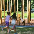 Devojčica (8) uputila pismo svim budućim roditeljima pa oduševila Srbiju: Simpatičnom porukom pogodila suštinu roditeljstva…