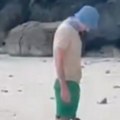 (Video) Srbina na tajlandu ujeo majmun: Završio u bolnici, pa dobio papren račun, sad svima poručuje jedno