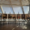 Portreti ruskih vojskovođa i državnika srpskog porekla uručeni ministru Selakoviću