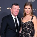 Лотар Матеус после пет бракова са девојком (26) на додели Златне лопте, пар блиста на црвеном тепиху