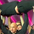 Stefan Cekić je ovogodišnji pobednik Pinkovih zvezda! Delirijum na bini, u njegove ruke ide 30.000 evra