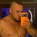 OvakO se Filip Car sprema za "Elitu 10" Smršao, pa se skinuo i pokazao masivne tetovaže, a oko vrata lanac: "Moram biti Elitan"…