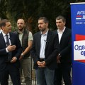 Novi DSS: Naprednjaci organizovano došli da daju potpise podrške listi "Autentična desnica"