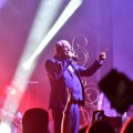 "Ćerka me je više gledala na televiziji nego u kući" Pevač se trudi da porodici obezbedi krov nad glavom, odnos sa decom…