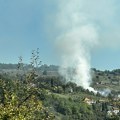 Veliki požar na otvorenom izbio u selu Volujac kod Užica, vatrogasci i meštani zajedno se bore da lokalizuju vatru