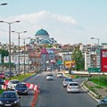 U Beogradu tržni centri i pijace rade za praznik, parking besplatan