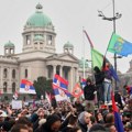 Sindikati u Beogradu obilježavaju Praznik rada, sa studentima na protestu ispred Vlade