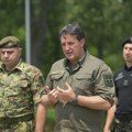 Vojna saradnja BiH i Srbije biće suspendovana do izvinjenja Gašića zbog sedenja tokom intoniranja himne te zemlje u Banjaluci…