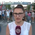 Građani u blokadi Đačkog trga u Kragujevcu