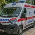 Udes tri vozila na Karaburmi, pet osoba povređeno