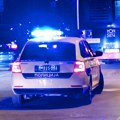 Masovna tuča u Obrenovcu eskalirala gaženjem! Automobil prešao preko učesnika brutalnog okršaja, lekari mu se bore za život…