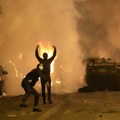 Javni prevoz u Francuskoj staće u 21 čas: Policija uvela hitne mere zbog nereda koji ne jenjavaju danima