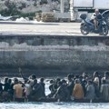 Meloni i Fon der Lajen na ostrvu Lampeduza u jeku migrantske krize