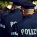 Užas u Italiji: Novorođena beba pronađena u kanti za smeće uspela je da preživi niske temperature