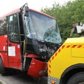 Prvi snimci stravičnog sudara autobusa i auta kod Mladenovca: "Ovo je horor, sanjaću taj prizor"