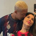Saldanja se pohvalio novom devojkom: Brutalna Brazilka ofarbala dres Partizana u crvenu, navijači šokirani