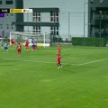Kako je ovo moguće?! Komičan autogol o kome se priča i to u Superligi Srbije! (VIDEO)