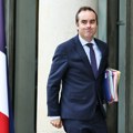Francuska dobila novog premijera: Makronov lojalista, koga je u politiku sa 16 godina uveo Sarkozi