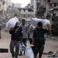 Počinje ulazak humanitarne pomoći u gazu: Oglasio se Hamas: Prelaz Rafa biće otvoren za civile u oba smera sredinom sledeće…