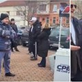 Rasprava na SNS štandovima u Novom Sadu: Građani aktivistima donose kisele krastavce (video)