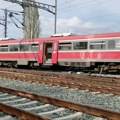(Foto) Voz pun putnika iskočio iz šina na relaciji Subotica–Segedin: Evo šta se desilo