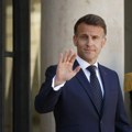 Makron dočekao Francuze oslobođene iz iranskog pritvora
