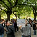 VIDEO: Građani ispred novosadskog suda pred prvo ročište po tužbi profesora protiv MUP-a