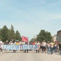 "Trajaće dok se priča ne završi": Meštani Savinog sela 19 meseci izlaze na ulice i traže pravdu za stradale u padu nadstrešnice…