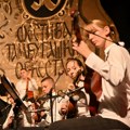 Besplatan kurs u Novom Sadu - deca uče osnove tamburaške muzike i sviranje begeša