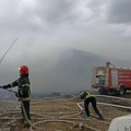Požar na divljoj deponiji u Beloševcu