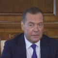 Medvedev upozorio zapad Ukrajina i njeni saveznici da se spreme na razarajući odgovor