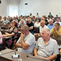 U Gornjem Milanovcu uručeno prvih 100 ugovora za podsticaje u poljoprivredi